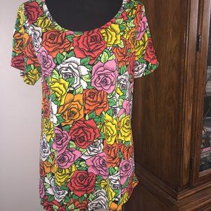 Lularoe Perfect T🦄 HTF Roses
